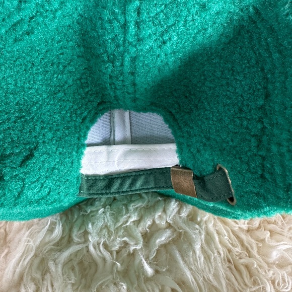 NWT Do Everything In Love Solid Sherpa Baseball Cap Kelly Green - Picture 6 of 8